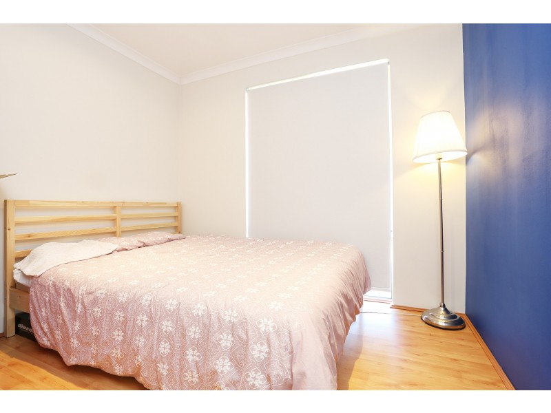 7 Redwood Court, Alexander Heights WA 6064