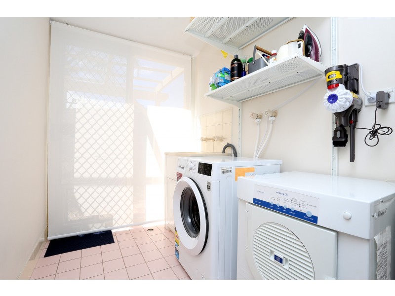 7 Redwood Court, Alexander Heights WA 6064