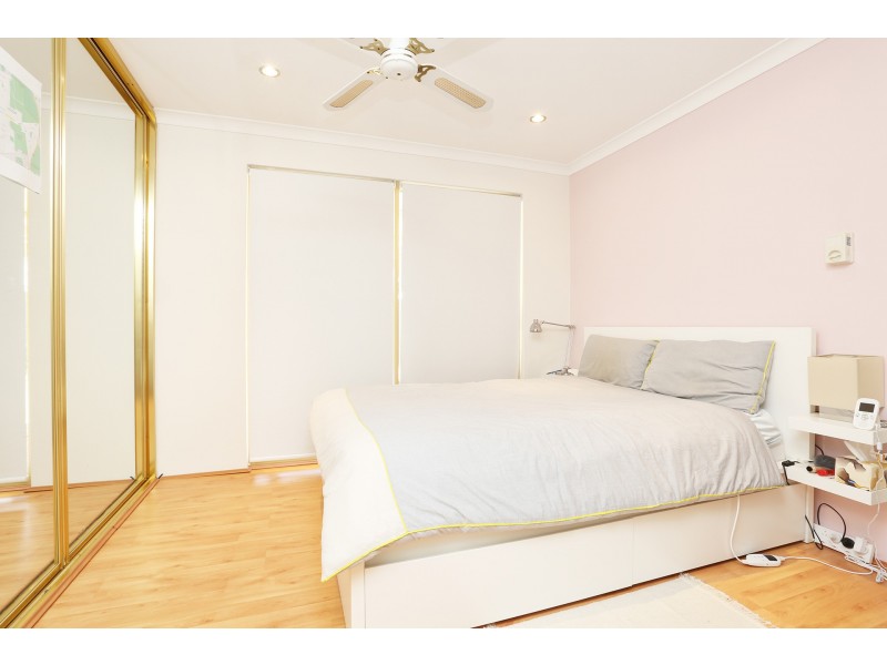 7 Redwood Court, Alexander Heights WA 6064