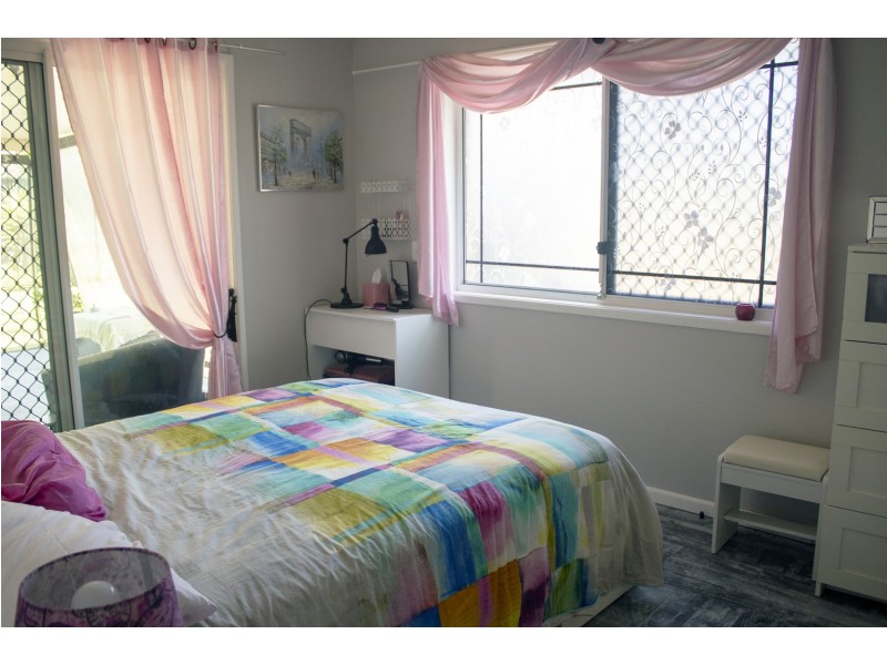 12 Melrose Place, Eagleby QLD 4207