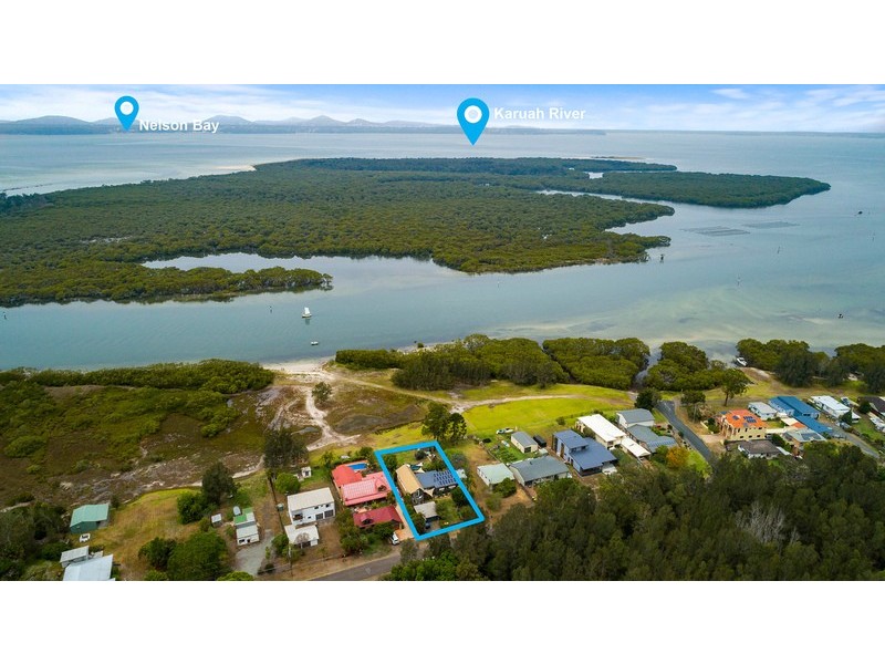 102 Bayview Road, Tea Gardens NSW 2324