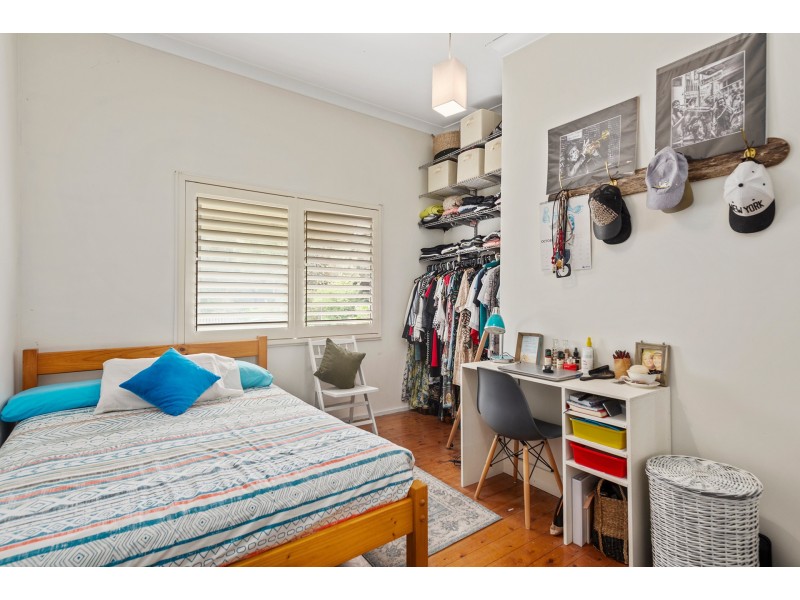 102 Bayview Road, Tea Gardens NSW 2324