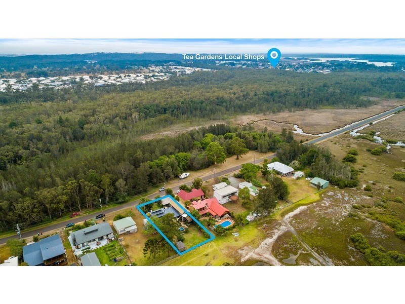 102 Bayview Road, Tea Gardens NSW 2324