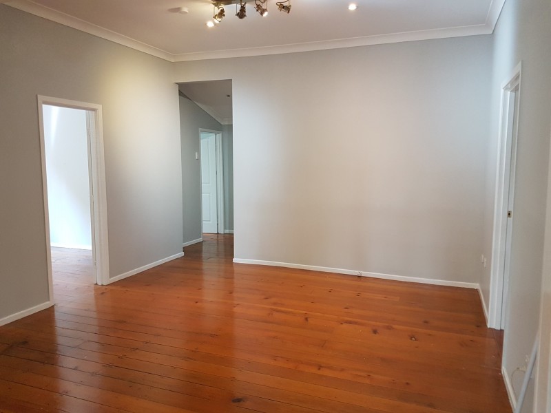 18 Maleny Street, Landsborough QLD 4550