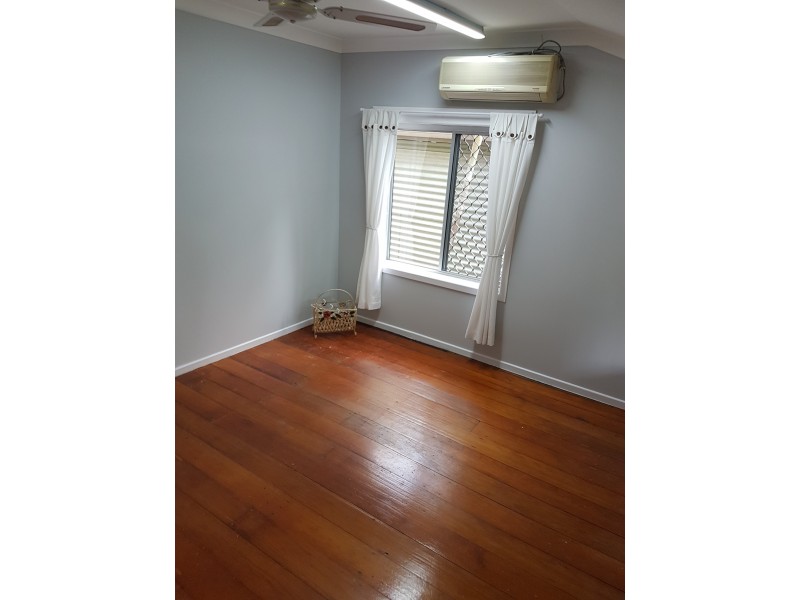 18 Maleny Street, Landsborough QLD 4550