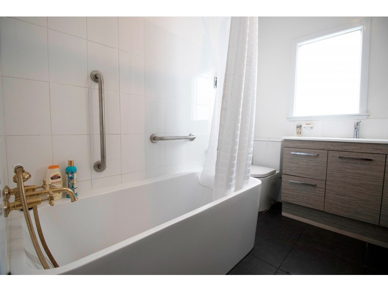 Warrnambool VIC 3280