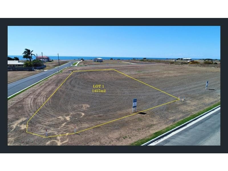 68 Shelley Street, Burnett Heads QLD 4670