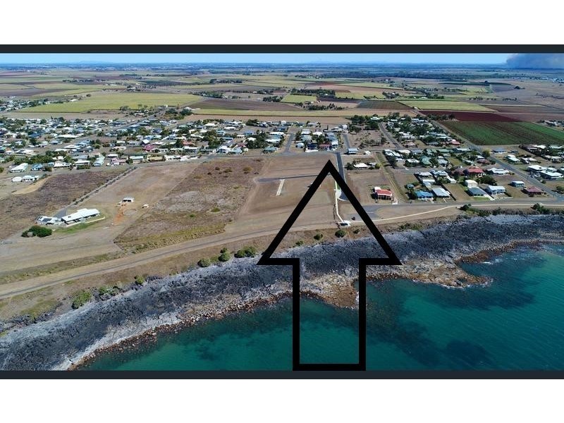 68 Shelley Street, Burnett Heads QLD 4670