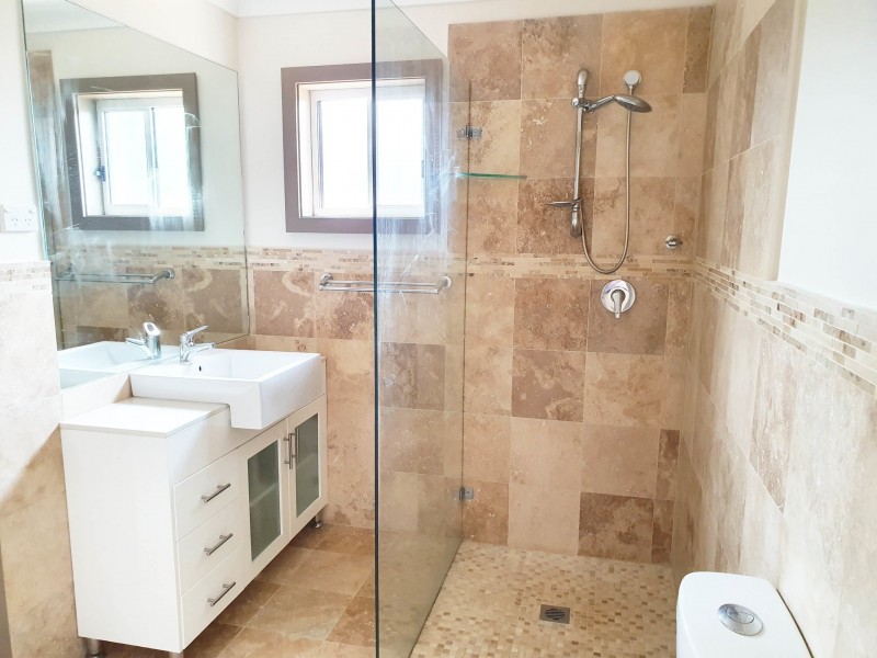 6a Futura Place, Toongabbie NSW 2146