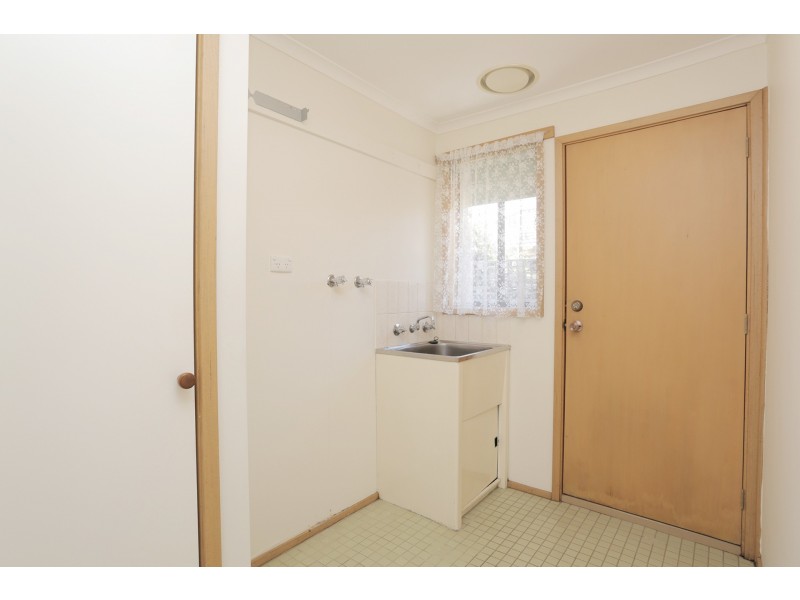 2/106 Cuthberts Road, Alfredton VIC 3350