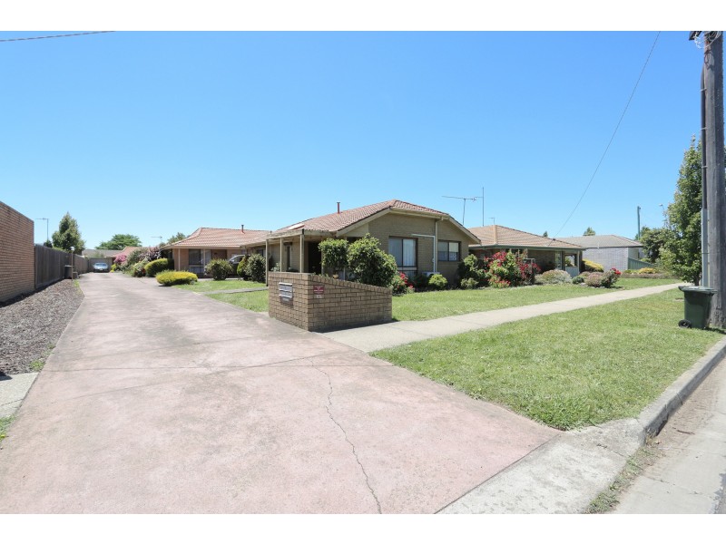 2/106 Cuthberts Road, Alfredton VIC 3350