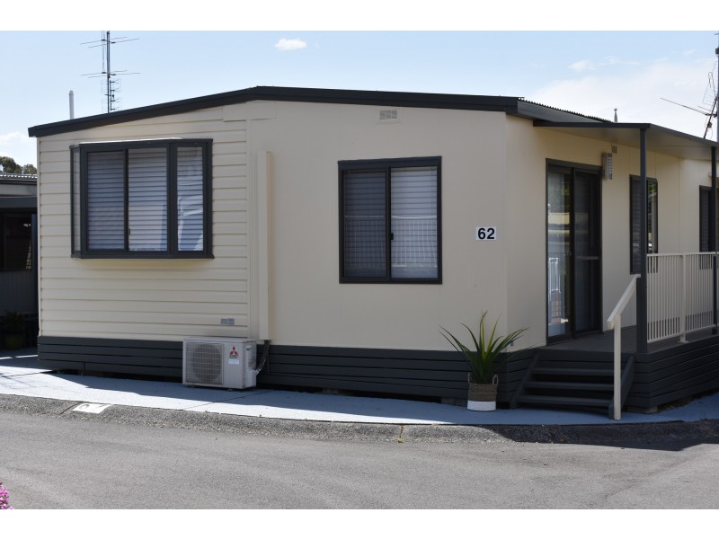 62/4 Gimberts Road, Morisset NSW 2264