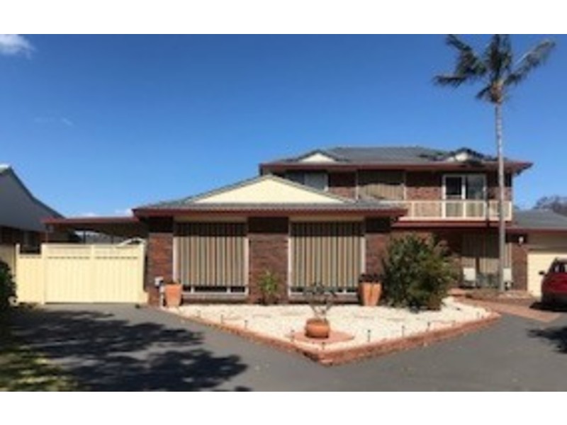 10 Lyrebird Drive, Nowra NSW 2541