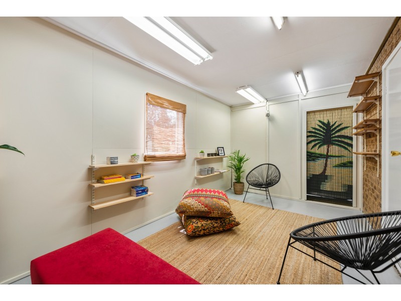 5 Marlee Place, Narrabundah ACT 2604