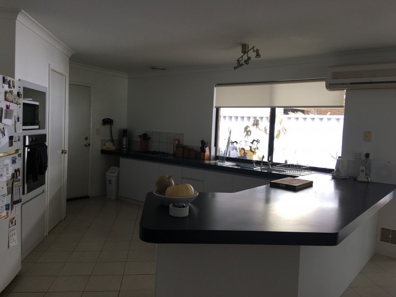 27 Riviera Vista, Port Kennedy WA 6172