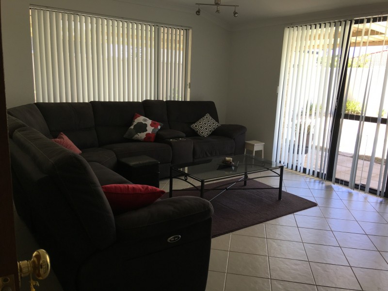 27 Riviera Vista, Port Kennedy WA 6172