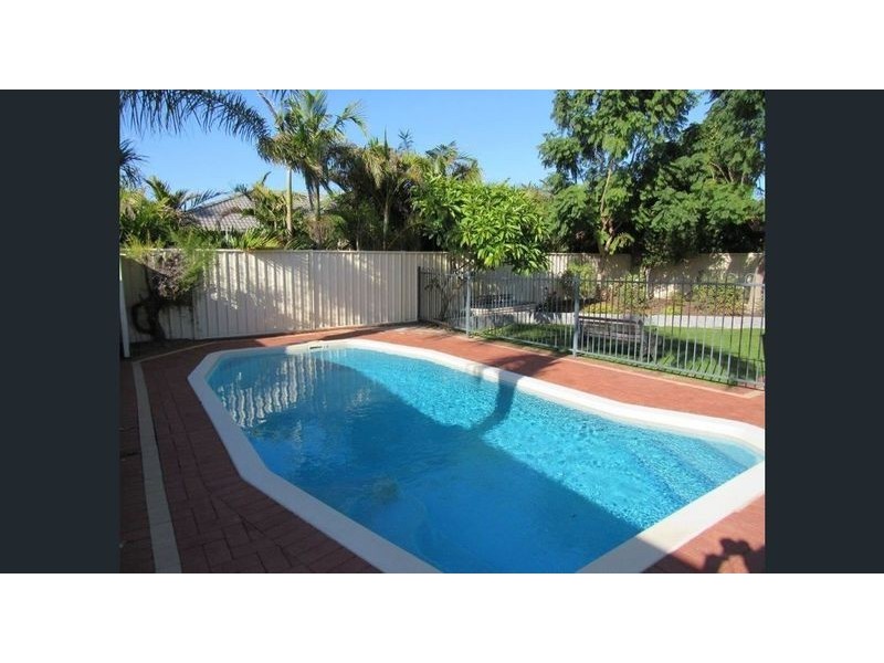 22 Columbus Street, Dudley Park WA 6210