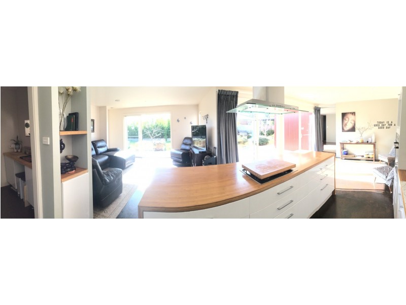 11 Shannon Boulevard, Bairnsdale VIC 3875