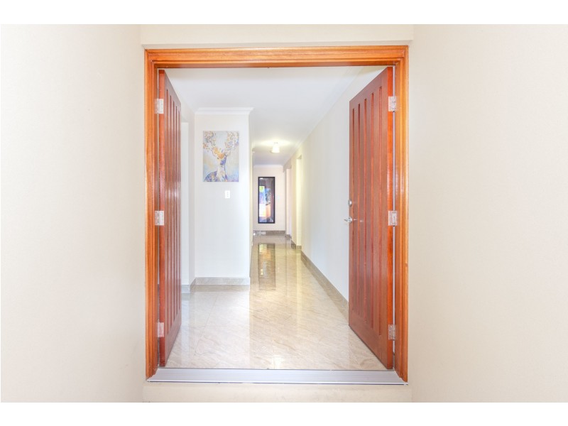 35 Aquinnah Way, Wellard WA 6170