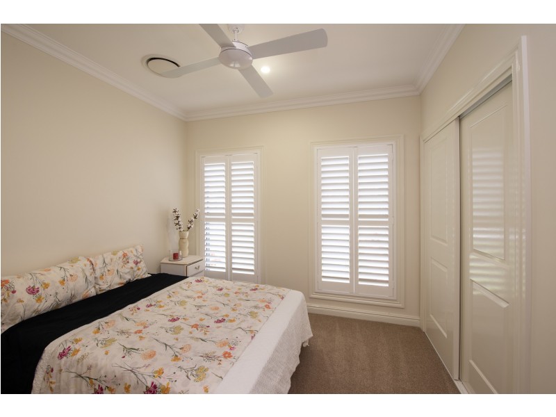 32 Henry Lawson Drive, Dalby QLD 4405