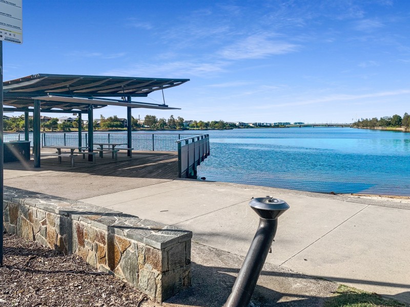 57 The Decks, Wurtulla QLD 4575