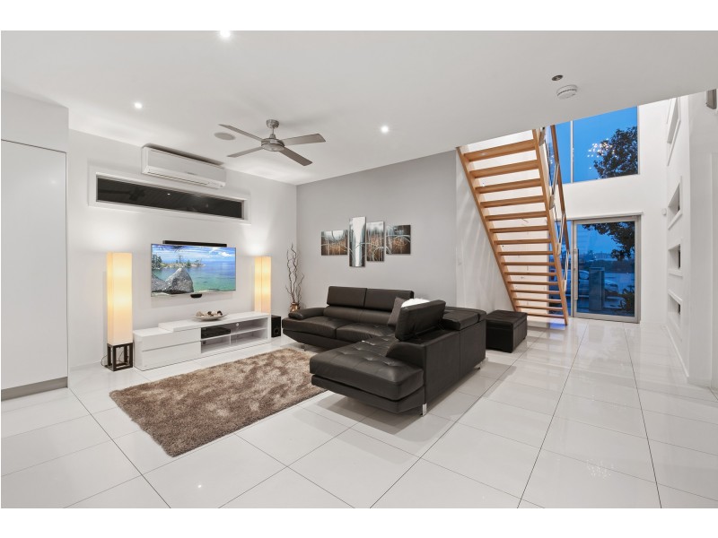 57 The Decks, Wurtulla QLD 4575