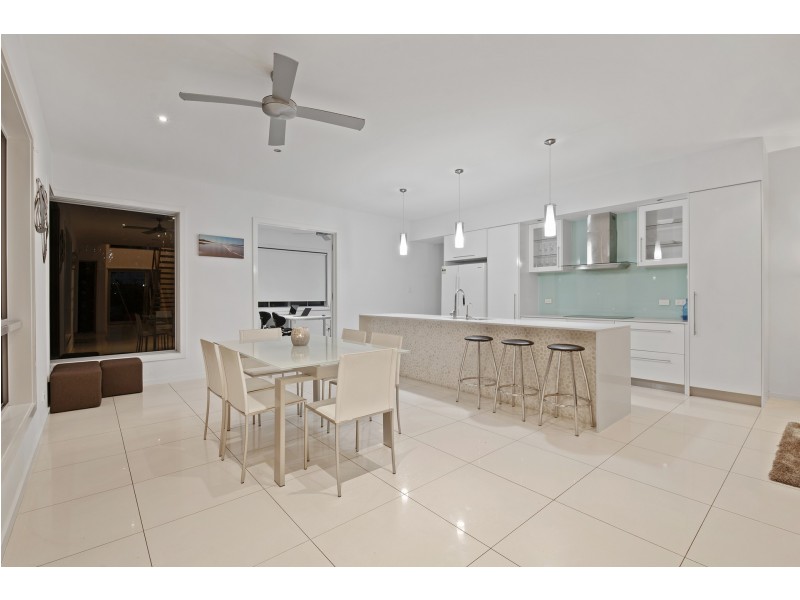 57 The Decks, Wurtulla QLD 4575