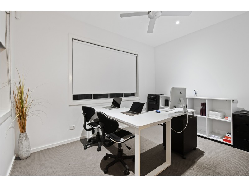 57 The Decks, Wurtulla QLD 4575