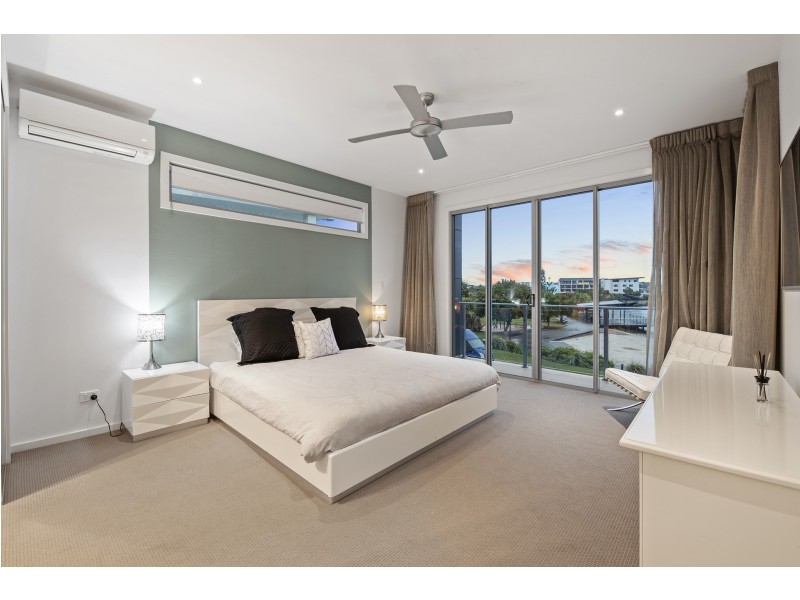 57 The Decks, Wurtulla QLD 4575