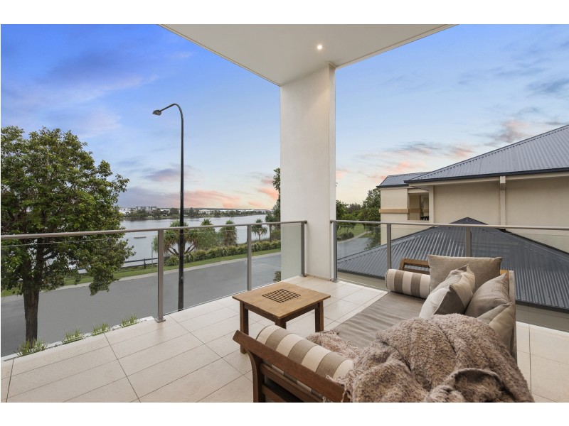 57 The Decks, Wurtulla QLD 4575