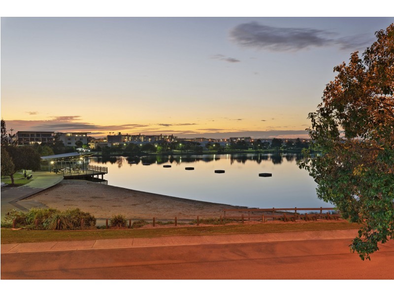 57 The Decks, Wurtulla QLD 4575