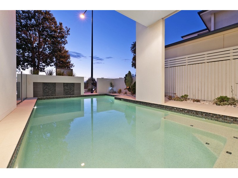 57 The Decks, Wurtulla QLD 4575