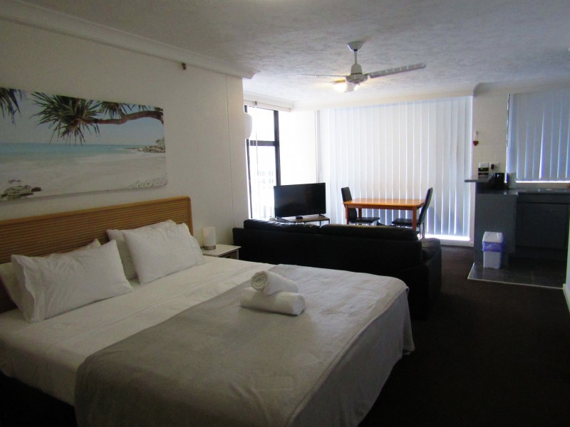 2402/18 Hanlan Street, Surfers Paradise QLD 4217