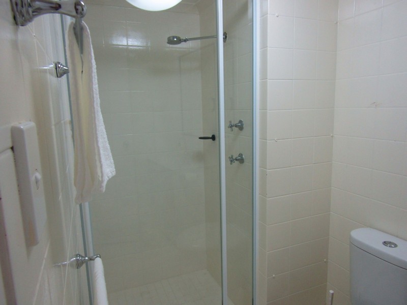 2402/18 Hanlan Street, Surfers Paradise QLD 4217