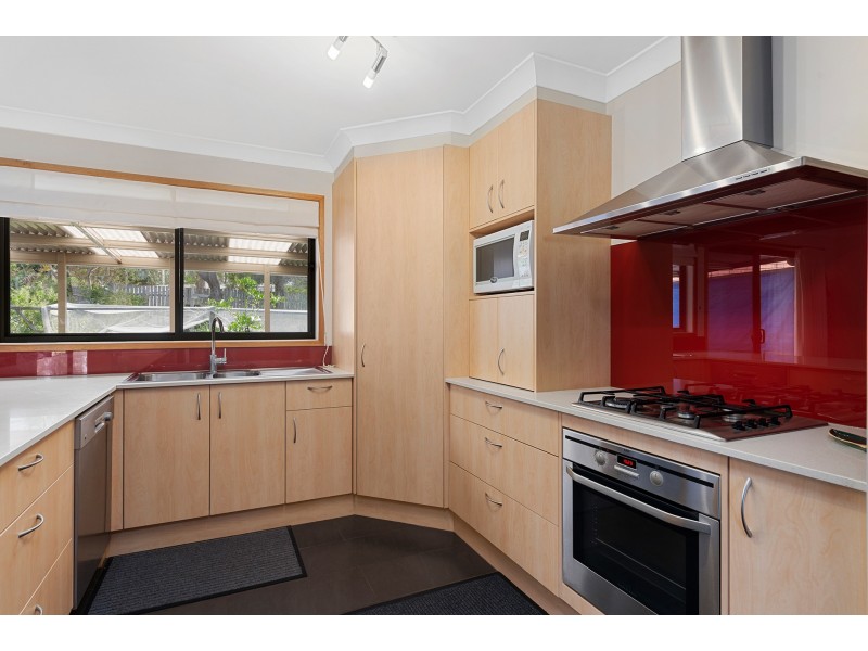 10 Morwong Street, Tuross Head NSW 2537