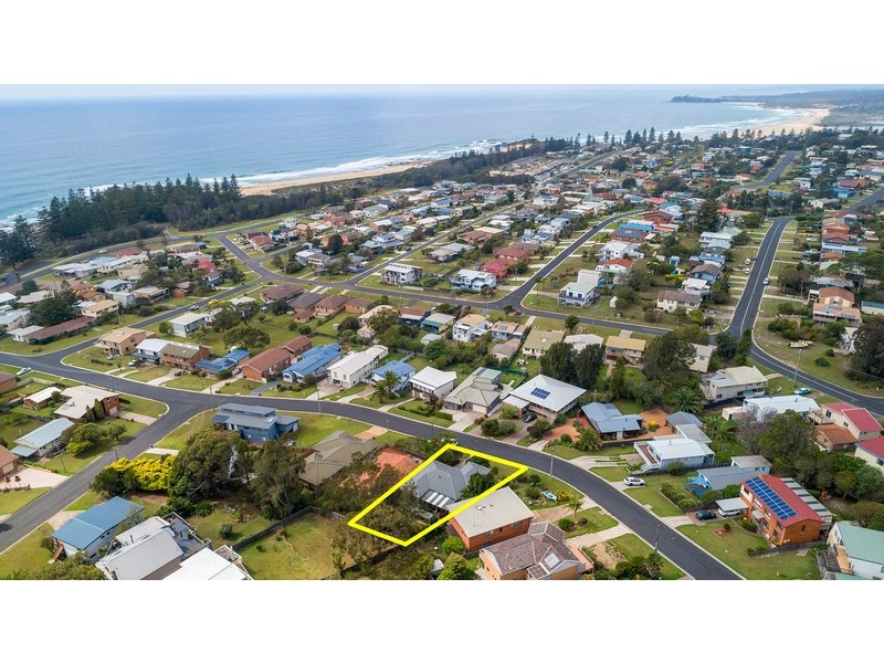 10 Morwong Street, Tuross Head NSW 2537