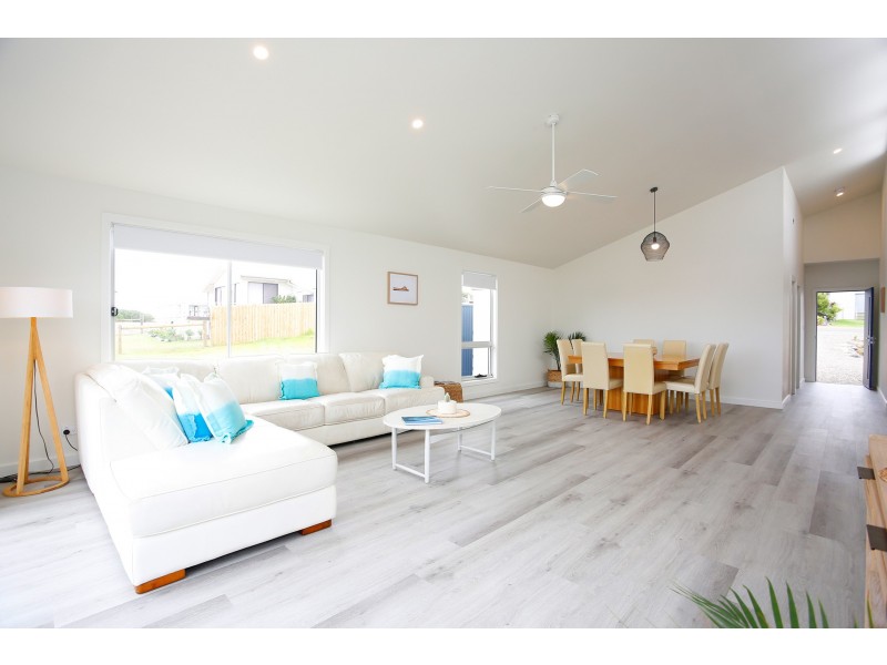 23 Seaview Avenue, Middleton SA 5213