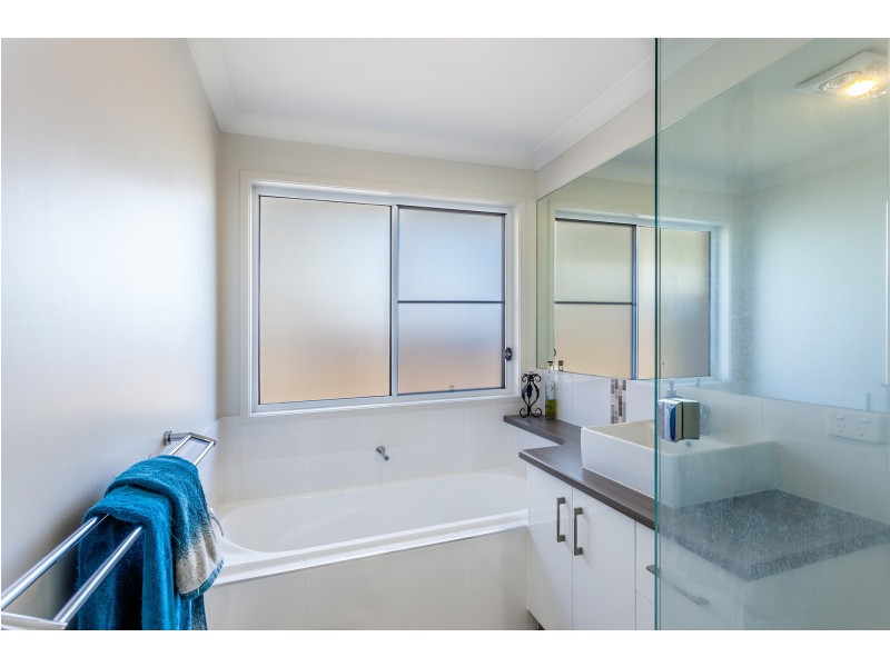 2/34 High Street, Rangeville QLD 4350