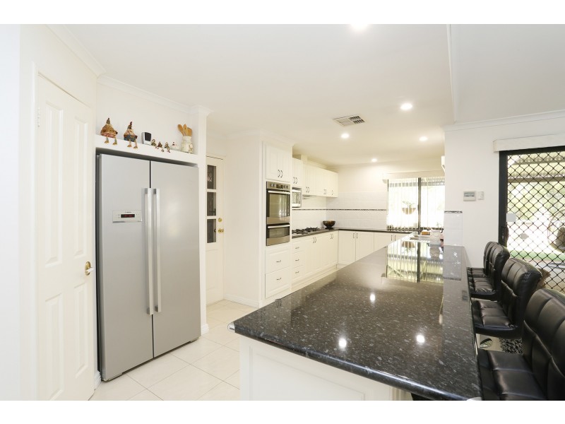 580 Lakes Road, Barragup WA 6209