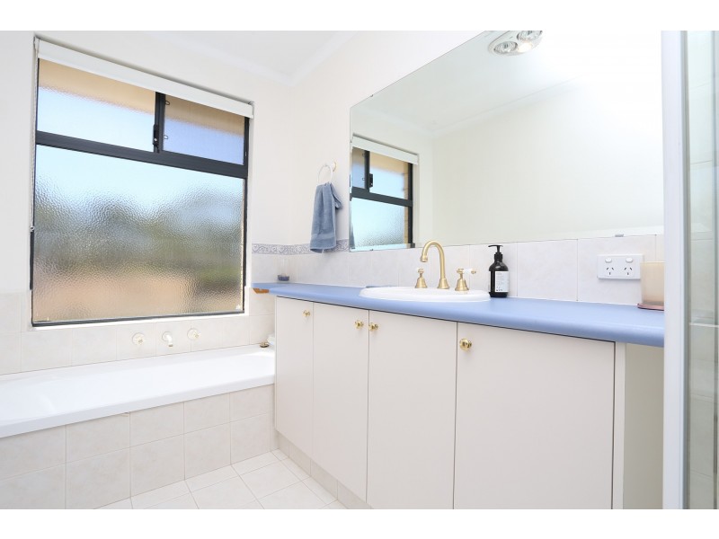 580 Lakes Road, Barragup WA 6209
