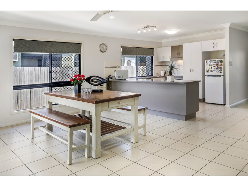 14 Kenwick Place, Kirwan QLD 4817