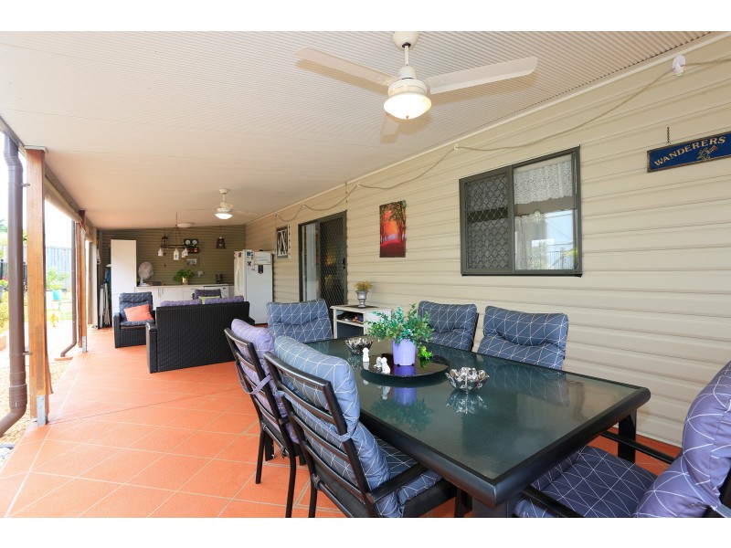 4 Canecutter Court, Childers QLD 4660