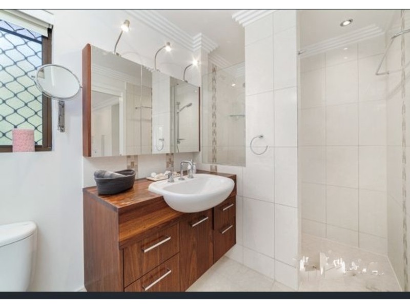 148 Lynne Grove Avenue, Corinda QLD 4075