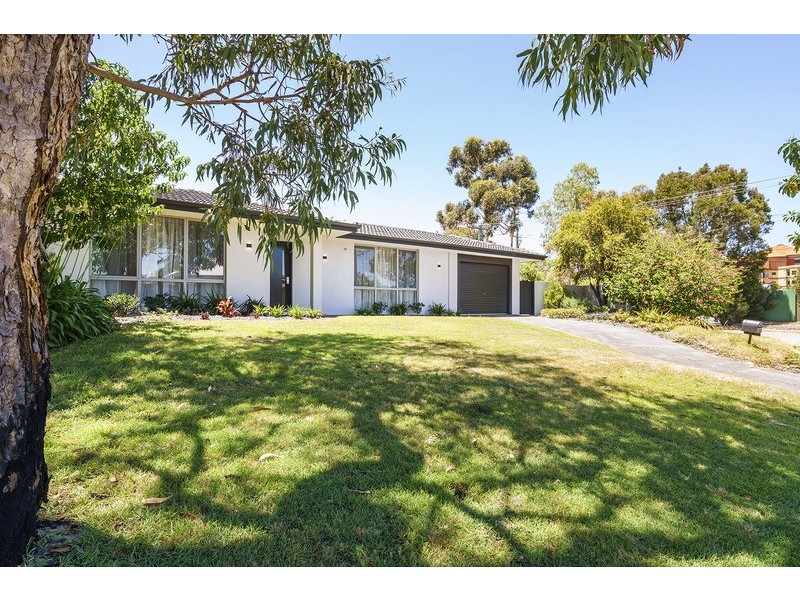 2 Clarke Way, Bateman WA 6150