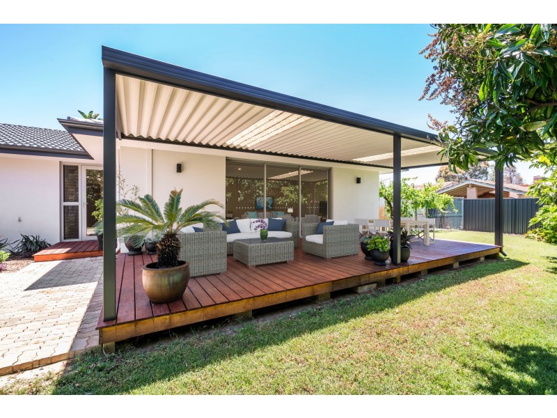 2 Clarke Way, Bateman WA 6150