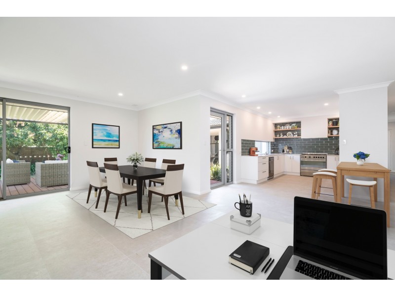 2 Clarke Way, Bateman WA 6150