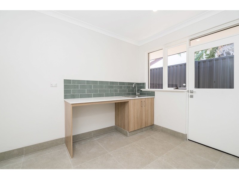 2 Clarke Way, Bateman WA 6150