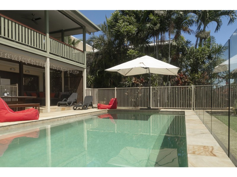 12 Albizia Close, Redlynch QLD 4870