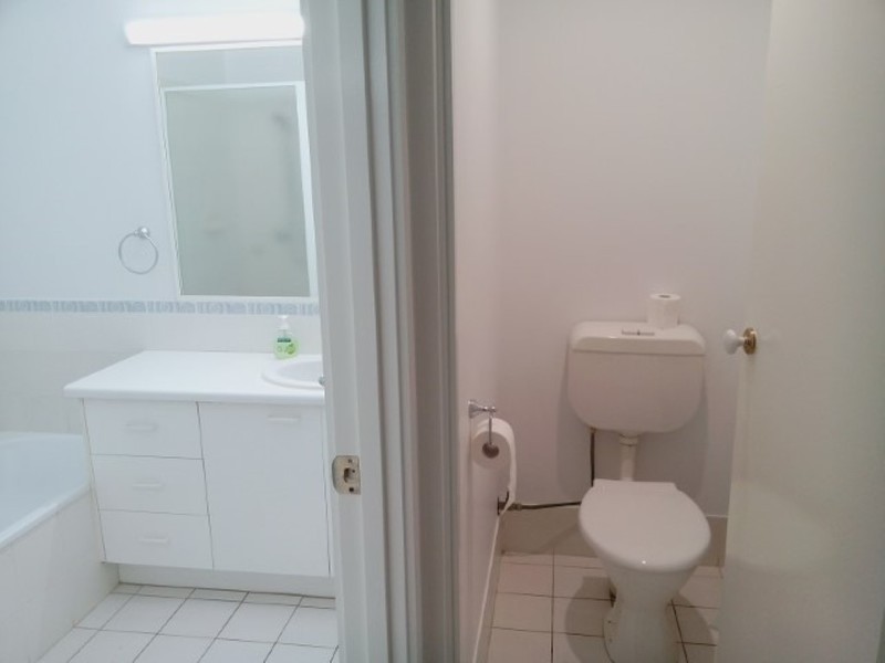 241/20 Binya Ave, Tweed Heads NSW 2485