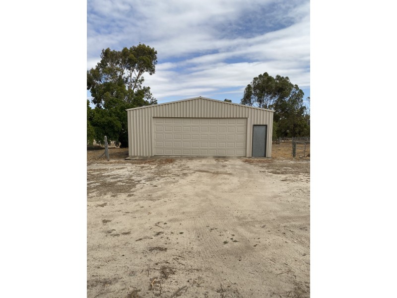 80 Newstead Road, Kojonup WA 6395